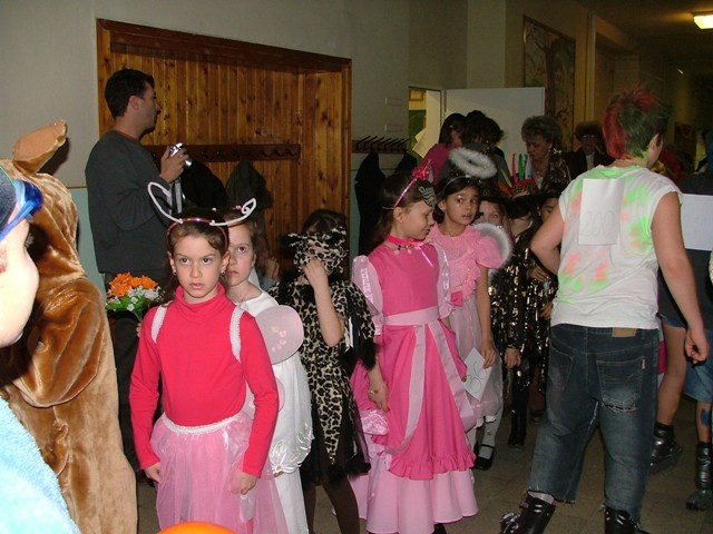 py33.JPG title=